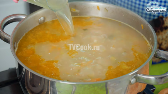 Рассольник с говядиной и перловкой по-сибирски Рассольник с говядиной и перловкой по-сибирски