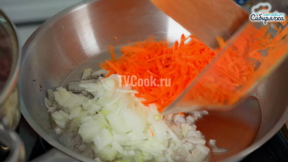 Рассольник с говядиной и перловкой по-сибирски Рассольник с говядиной и перловкой по-сибирски
