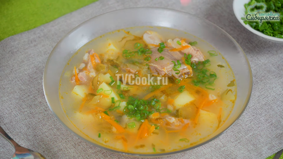 Рассольник с говядиной и перловкой по-сибирски Рассольник с говядиной и перловкой по-сибирски