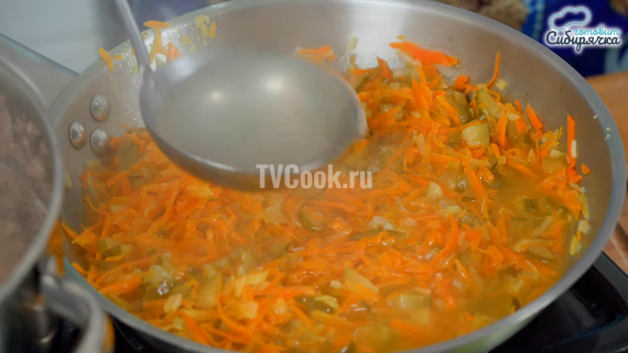 Рассольник с говядиной и перловкой по-сибирски Рассольник с говядиной и перловкой по-сибирски