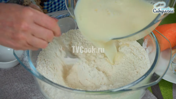 Сдобные пирожки с капустой в духовке Сдобные пирожки с капустой в духовке