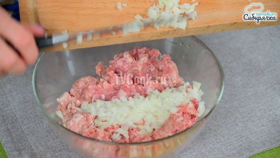 Беляши с мясной начинкой из теста на кефире Беляши с мясной начинкой из теста на кефире
