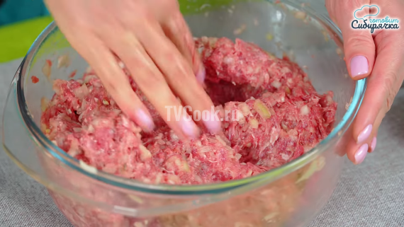 Манты из заварного теста с мясным фаршем Манты из заварного теста с мясным фаршем