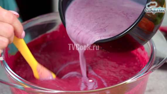 Творожно-ягодный торт без выпечки Творожно-ягодный торт без выпечки