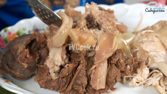 Холодец с говядиной и курицей Холодец с говядиной и курицей