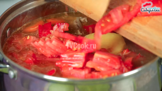 Суп-шурпа из баранины с овощами и специями Суп-шурпа из баранины с овощами и специями