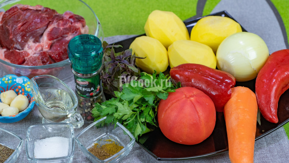Суп-шурпа из баранины с овощами и специями Суп-шурпа из баранины с овощами и специями