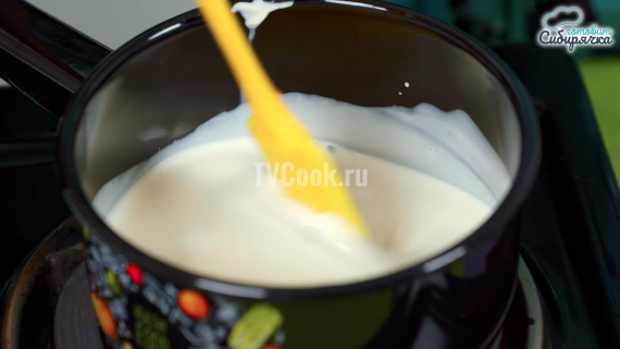 Торт Пьяная вишня с шоколадной глазурью Торт Пьяная вишня с шоколадной глазурью