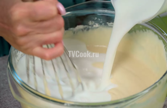 Блины на кефире с яблоками и корицей Блины на кефире с яблоками и корицей