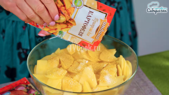Мясо свинины по французски с помидорами в духовке Мясо свинины по французски с помидорами в духовке