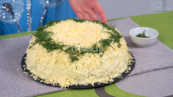 Салат Мимоза с рыбными консервами классический с яблоками Салат Мимоза с рыбными консервами классический с яблоками