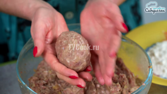 Котлеты с картошкой и фаршем на сковороде Котлеты с картошкой и фаршем на сковороде