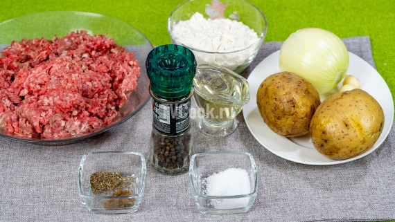 Котлеты с картошкой и фаршем на сковороде Котлеты с картошкой и фаршем на сковороде