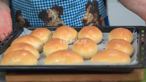 Пирожки с мясом из фарша в духовке Пирожки с мясом из фарша в духовке