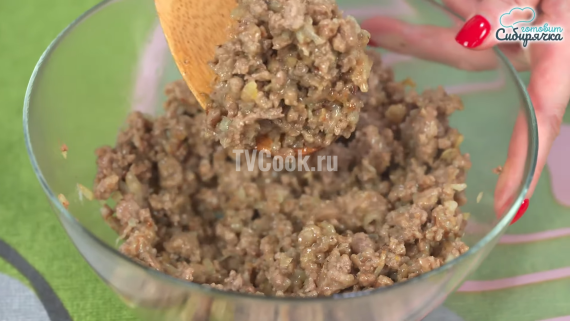 Пирожки с мясом из фарша в духовке Пирожки с мясом из фарша в духовке