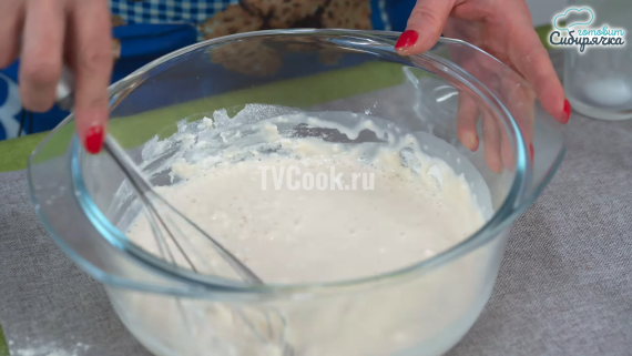 Пирожки с мясом из фарша в духовке Пирожки с мясом из фарша в духовке