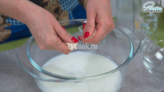 Пирожки с мясом из фарша в духовке Пирожки с мясом из фарша в духовке