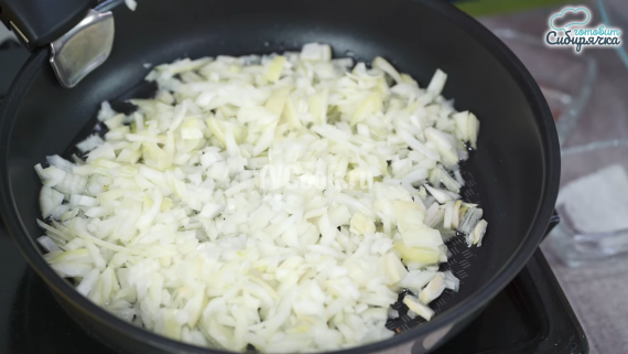 Картофельные котлеты с ветчиной и сыром Картофельные котлеты с ветчиной и сыром