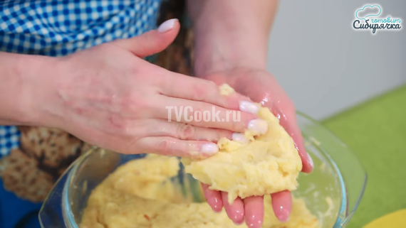 Картофельные котлеты с ветчиной и сыром Картофельные котлеты с ветчиной и сыром