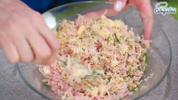 Картофельные котлеты с ветчиной и сыром Картофельные котлеты с ветчиной и сыром