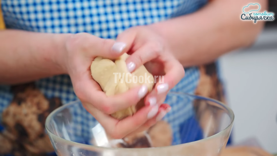 Куриный суп с домашней лапшой и специями Куриный суп с домашней лапшой и специями