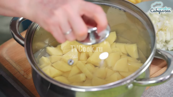 Овощной суп-пюре с грибами Овощной суп-пюре с грибами