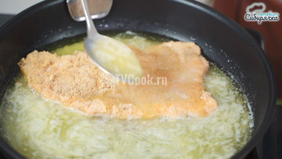 Шницель из свинины на сковороде Шницель из свинины на сковороде