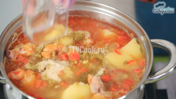 Чечевичный суп по турецки с курицей и овощами Чечевичный суп по турецки с курицей и овощами