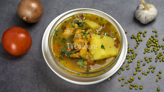 Чечевичный суп по турецки с курицей и овощами Чечевичный суп по турецки с курицей и овощами