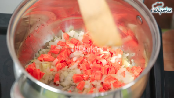 Чечевичный суп по турецки с курицей и овощами Чечевичный суп по турецки с курицей и овощами