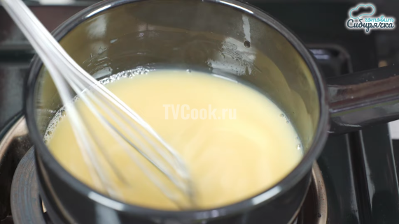 Творожная пасха с курагой и сгущенным молоком Творожная пасха с курагой и сгущенным молоком