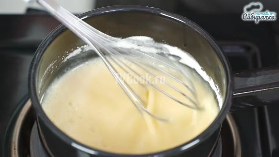 Творожная пасха с курагой и сгущенным молоком Творожная пасха с курагой и сгущенным молоком