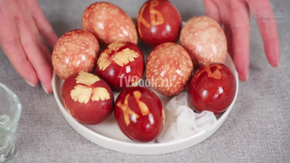 Оригинальные куриные яйца на Пасху Оригинальные куриные яйца на Пасху