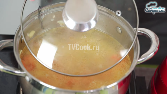 Быстрый суп с мясными фрикадельками и клецками Быстрый суп с мясными фрикадельками и клецками