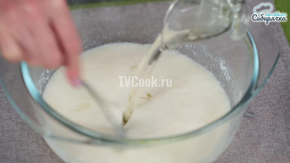 Пирожки с яйцом и зелёным луком на сковороде Пирожки с яйцом и зелёным луком на сковороде