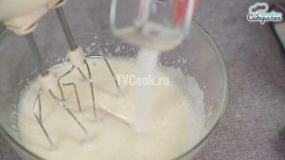 Песочный пирог с творогом и клубникой Песочный пирог с творогом и клубникой