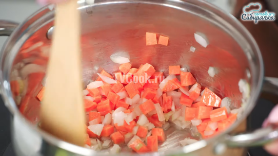 Щавелевый суп с курицей и овощами Щавелевый суп с курицей и овощами