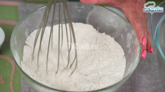 Сладкий персиковый пирог из теста на кефире Сладкий персиковый пирог из теста на кефире