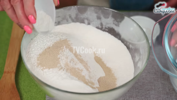 Пирожки расстегаи с рыбно рисовой начинкой Пирожки расстегаи с рыбно рисовой начинкой