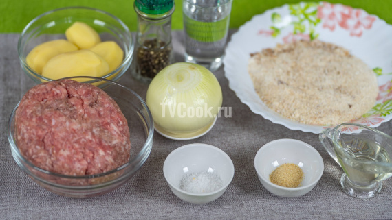 Котлеты из мясного фарша с картофелем и луком Котлеты из мясного фарша с картофелем и луком