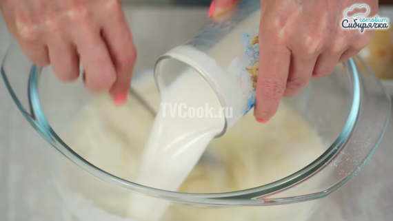 Курники с курицей и картошкой из слоеного теста Курники с курицей и картошкой из слоеного теста