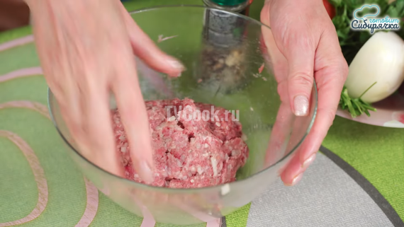 Овощной суп с мясными фрикадельками и фасолью Овощной суп с мясными фрикадельками и фасолью
