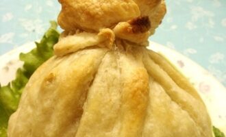 Куриные ножки в слоеном тесте