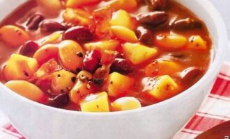 Суп с фасолью и картофелем