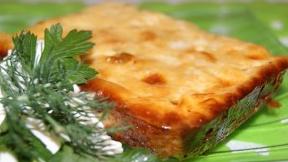 Пирог из кабачков с сыром и помидорами