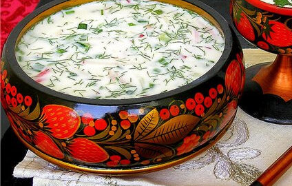 Окрошка с редькой и йогуртом: классический летний рецепт