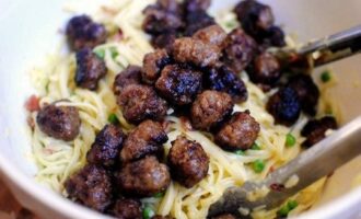Карбонара с фрикадельками: пошаговый рецепт