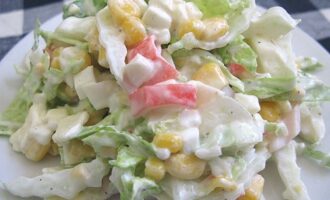 Крабовый салат с пекинской капустой: пошаговый рецепт