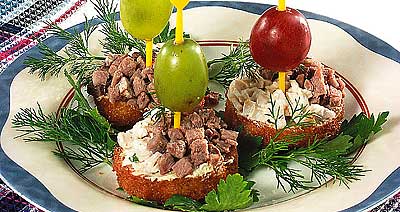 Рецепт Канапе «Люсиль» с Курицей и Говяжьим Языком