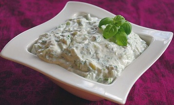 Греческий соус дзадзики для курицы: пошаговый рецепт